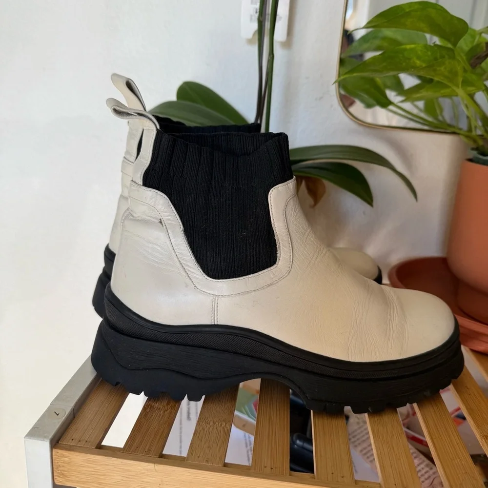 STAUD Bow Lug Sole Sock Ankle Boots CHUNKY LUG SOLE WHITE BLACK 38 ~ 8